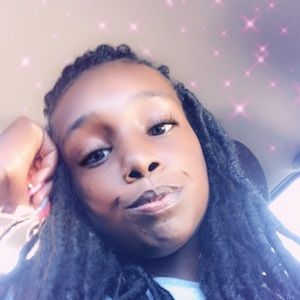 Meet your Posher, Cierra